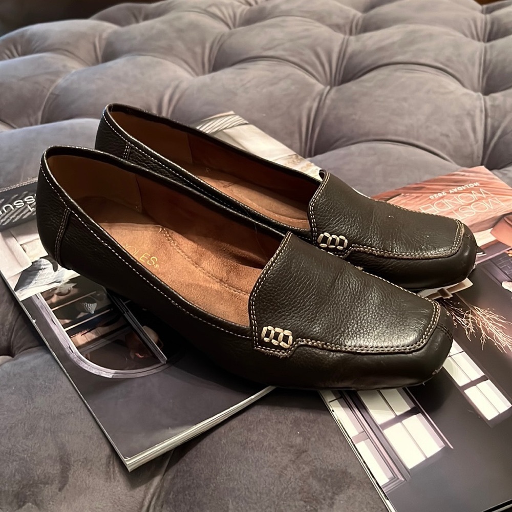 Aerosoles brown shoes